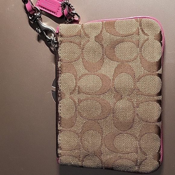 Coach Signature Pink and Tan Canvas Wristlet Clean No Tears - Picture 5 of 10